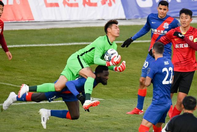 邀请赛-贺一然读秒头球绝杀 U23国足1-0力克塔吉克斯坦
