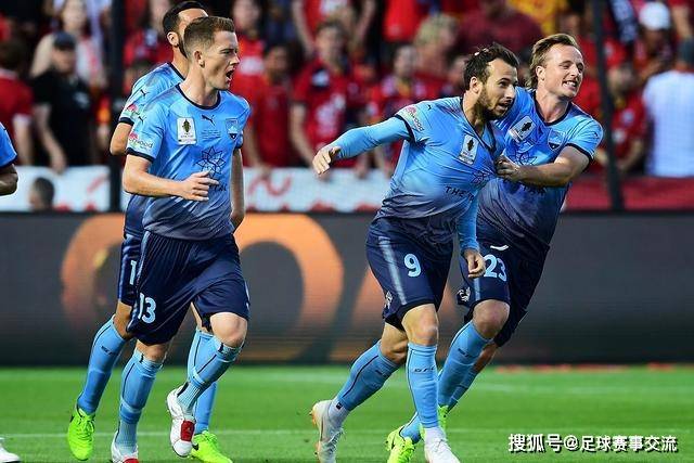 邮报：国米与热刺就罗梅罗转会展开洽谈，球员未来在世界杯后确定